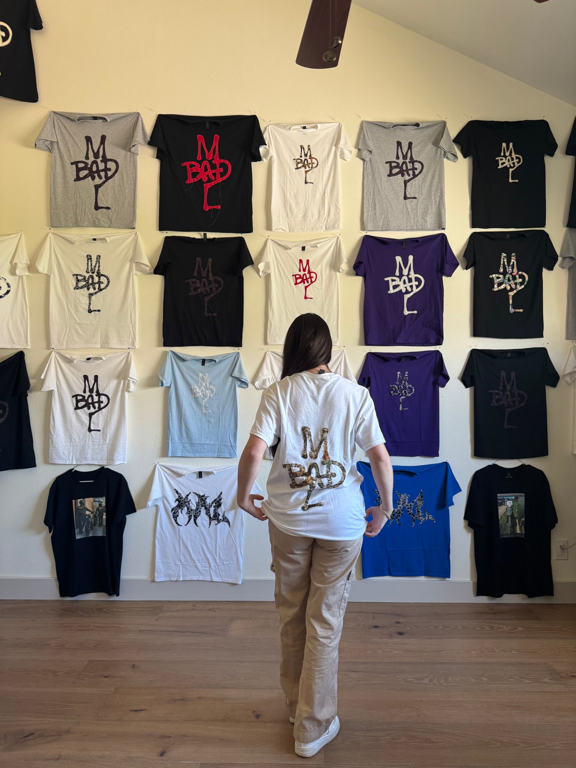 LOGO TEE (REFLECTIVE STITCHING) 45