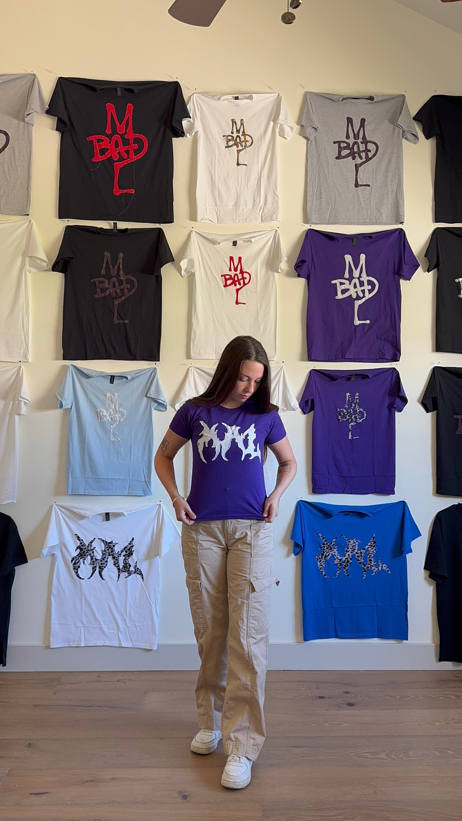 LOGO TEE (REFLECTIVE STITCHING) 39