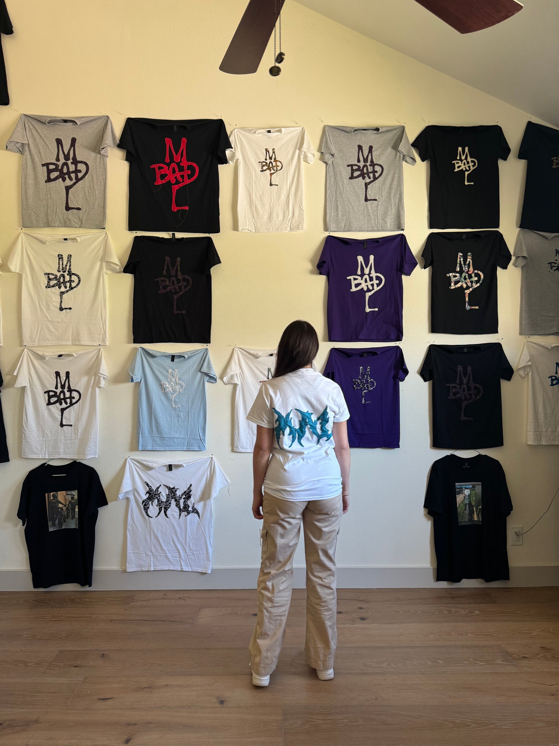 LOGO TEE (REFLECTIVE STITCHING) 49