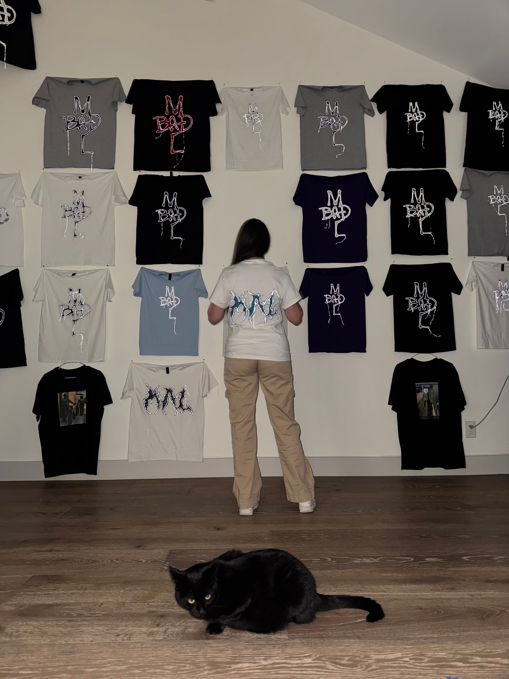 LOGO TEE (REFLECTIVE STITCHING) 49